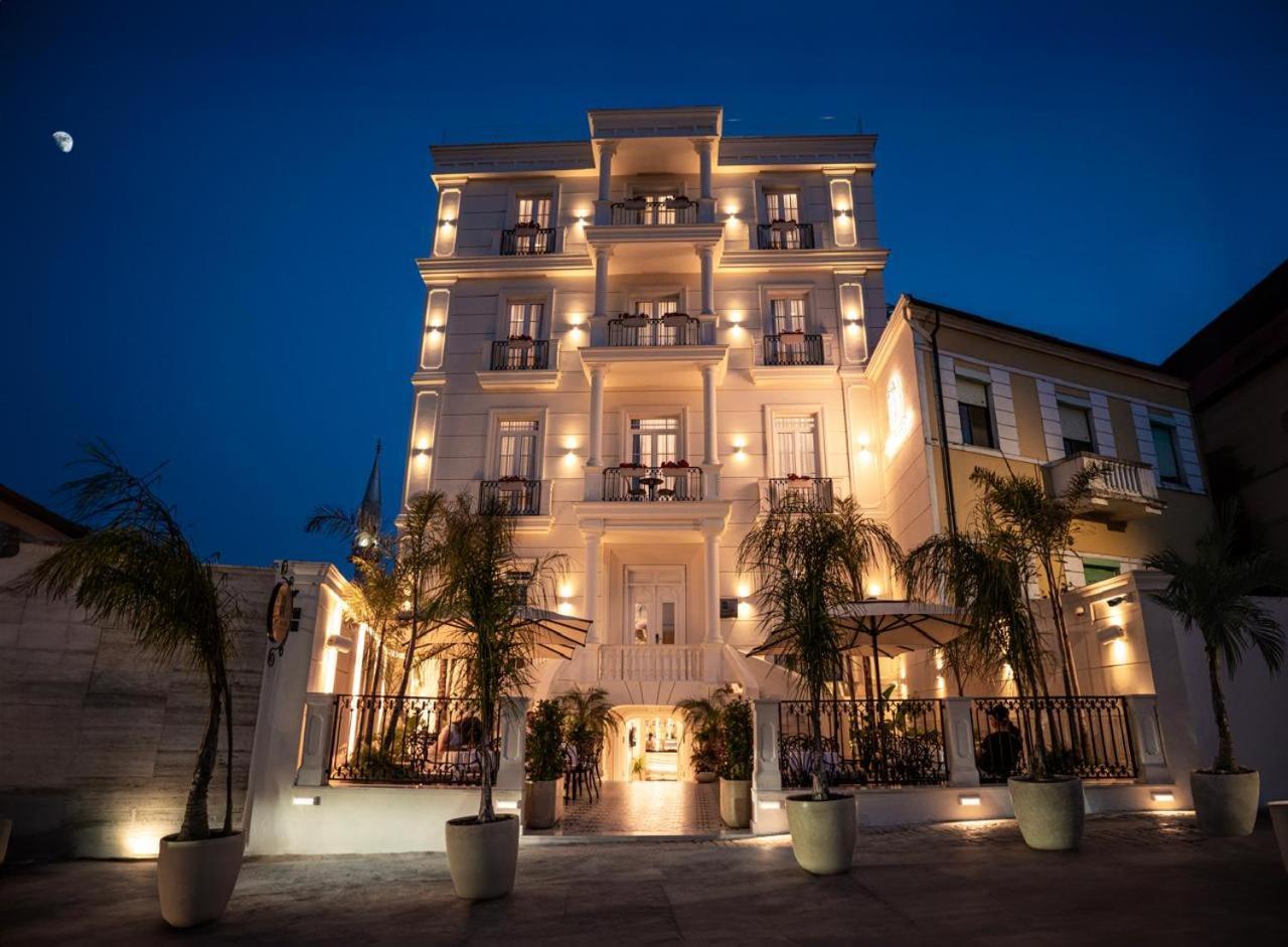 Art Gallery Boutique Hotel Durrës Eksteriør billede